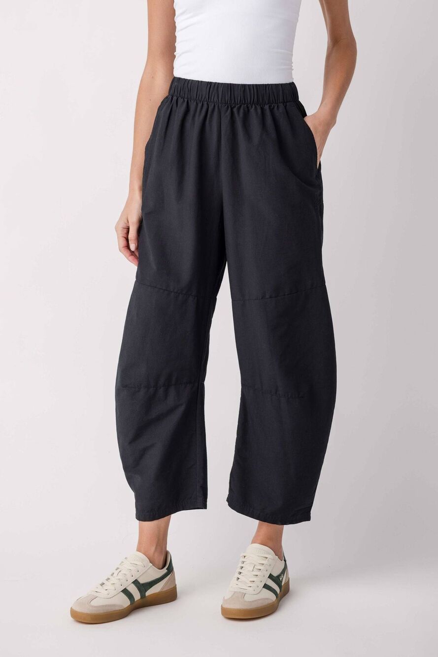 Free People FP Movement Game Day Black Cropped Balloon Pants Medium Athleisure